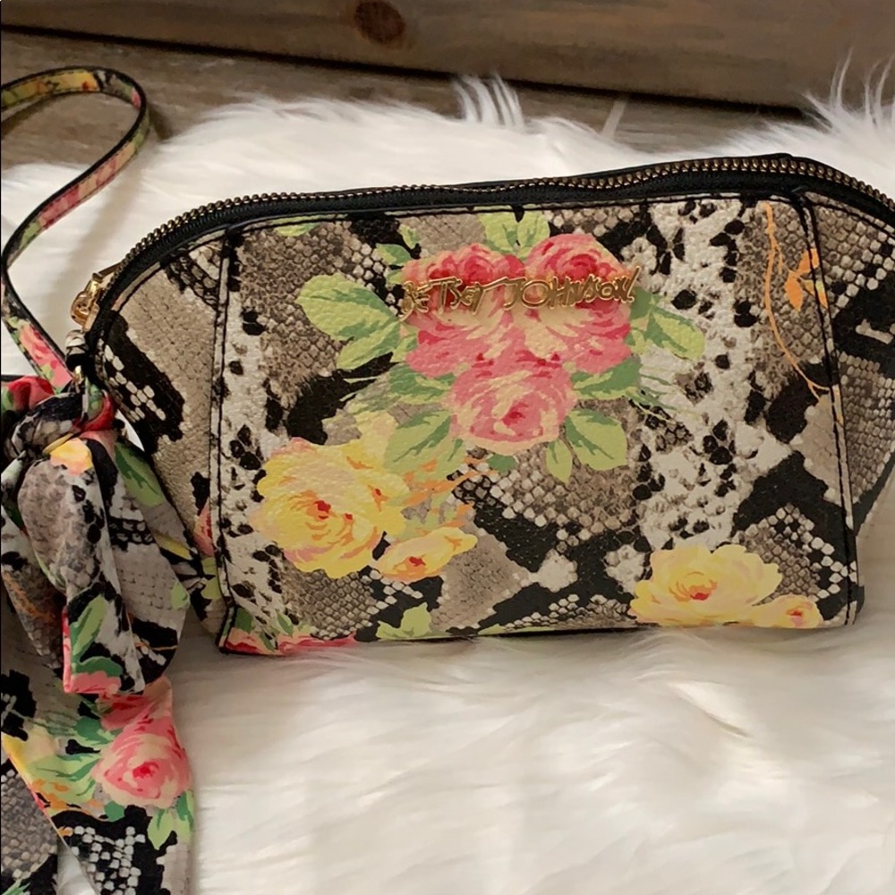 Betsey Johnson Snake In The Garden crossbody